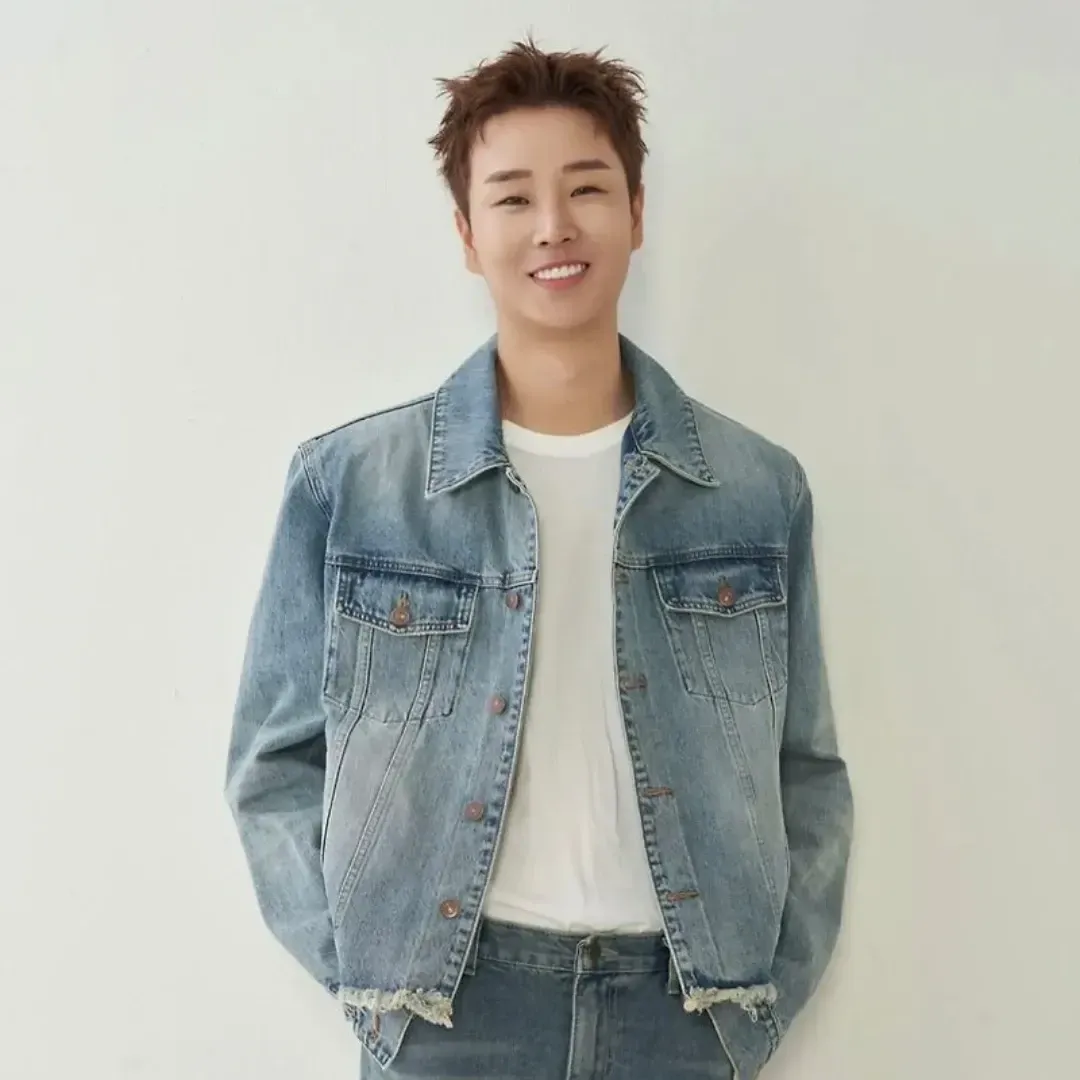 Behind-the-scenes cut of Song Minjun