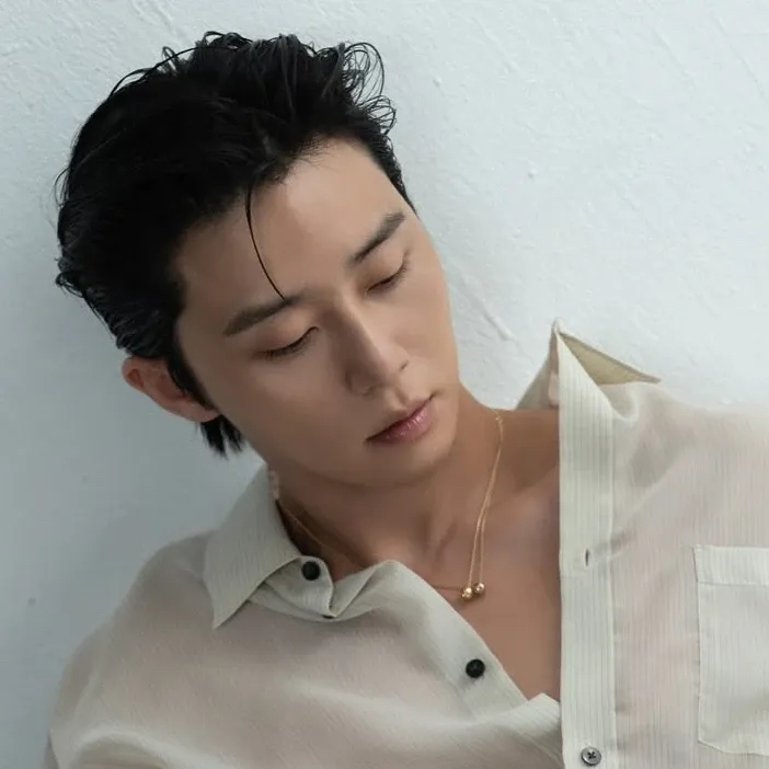 朴敘俊的最新照片