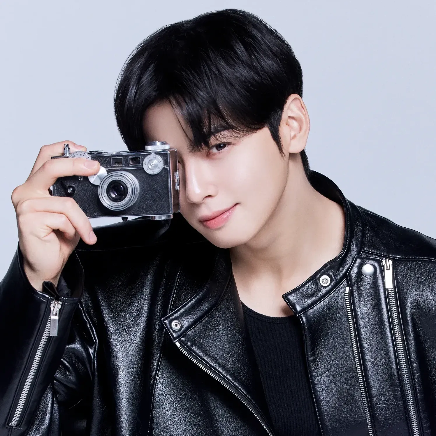 Latest photo of Cha Eunwoo
