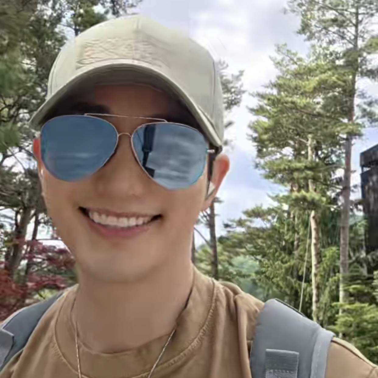 Recent activity shot of Park Sihoo