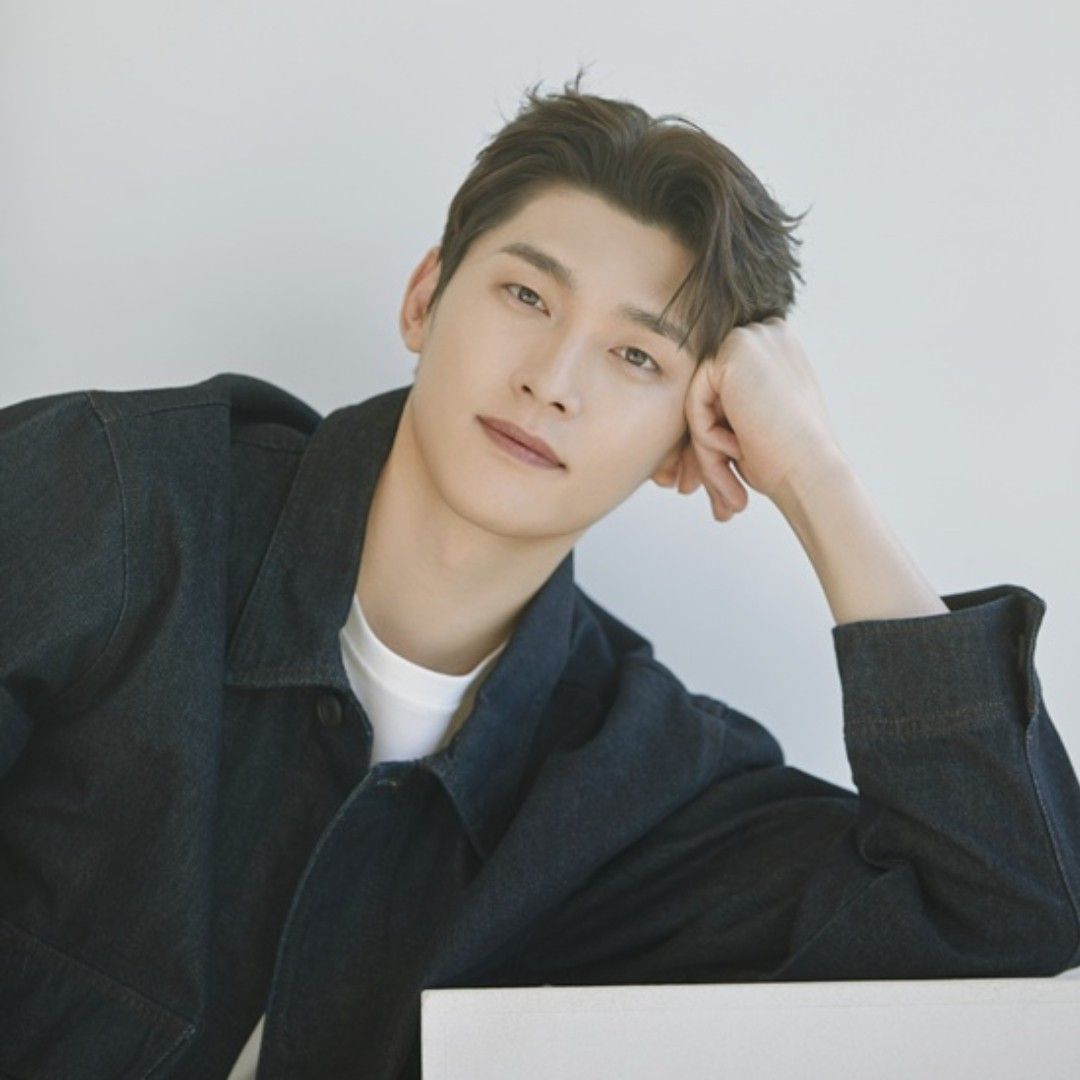 Latest photo of Jeon Jonghyeok