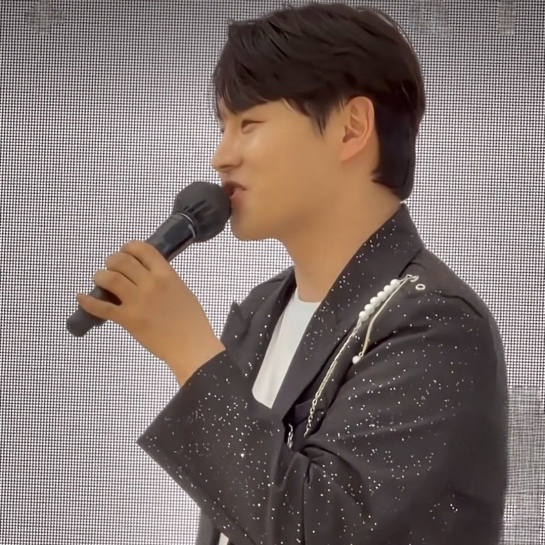 박서진 최근 활동샷