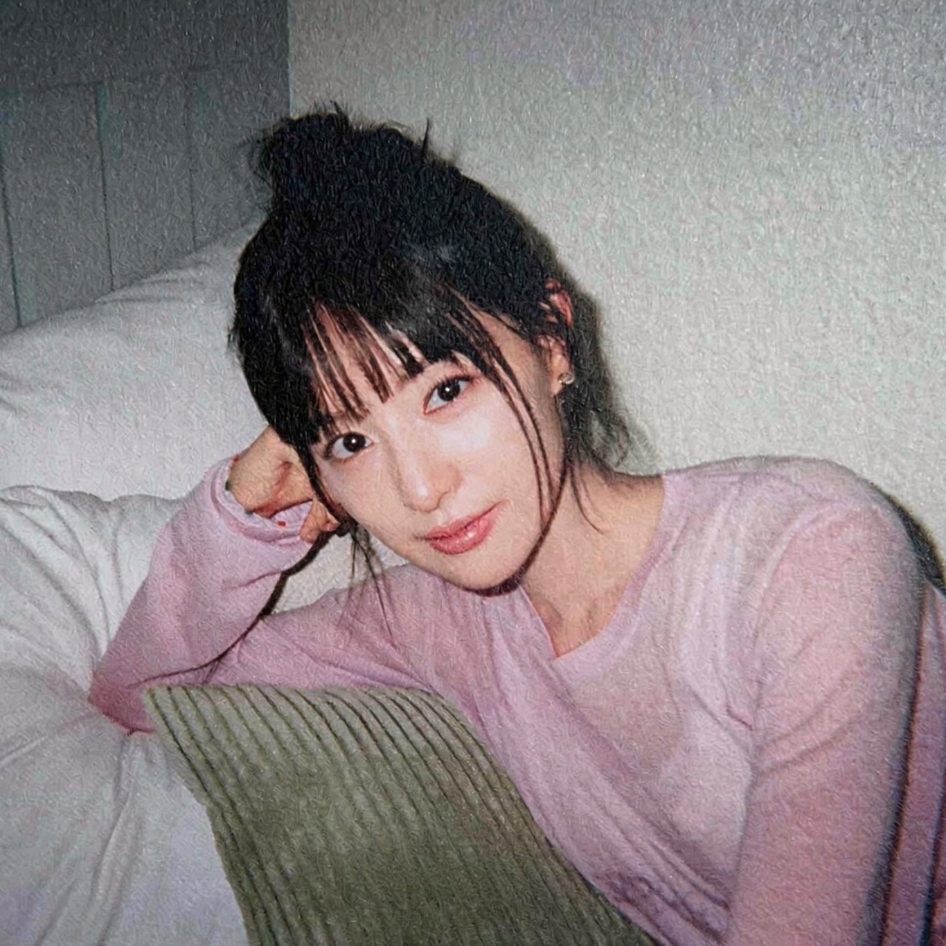 A moment captured by a fan of Kim Jiwon