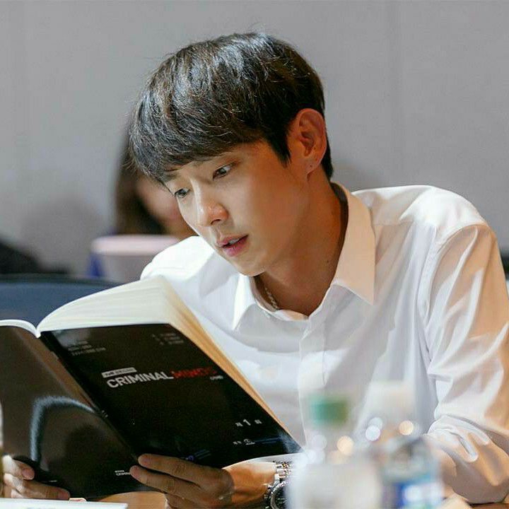 Recent activity shot of Lee Joongi