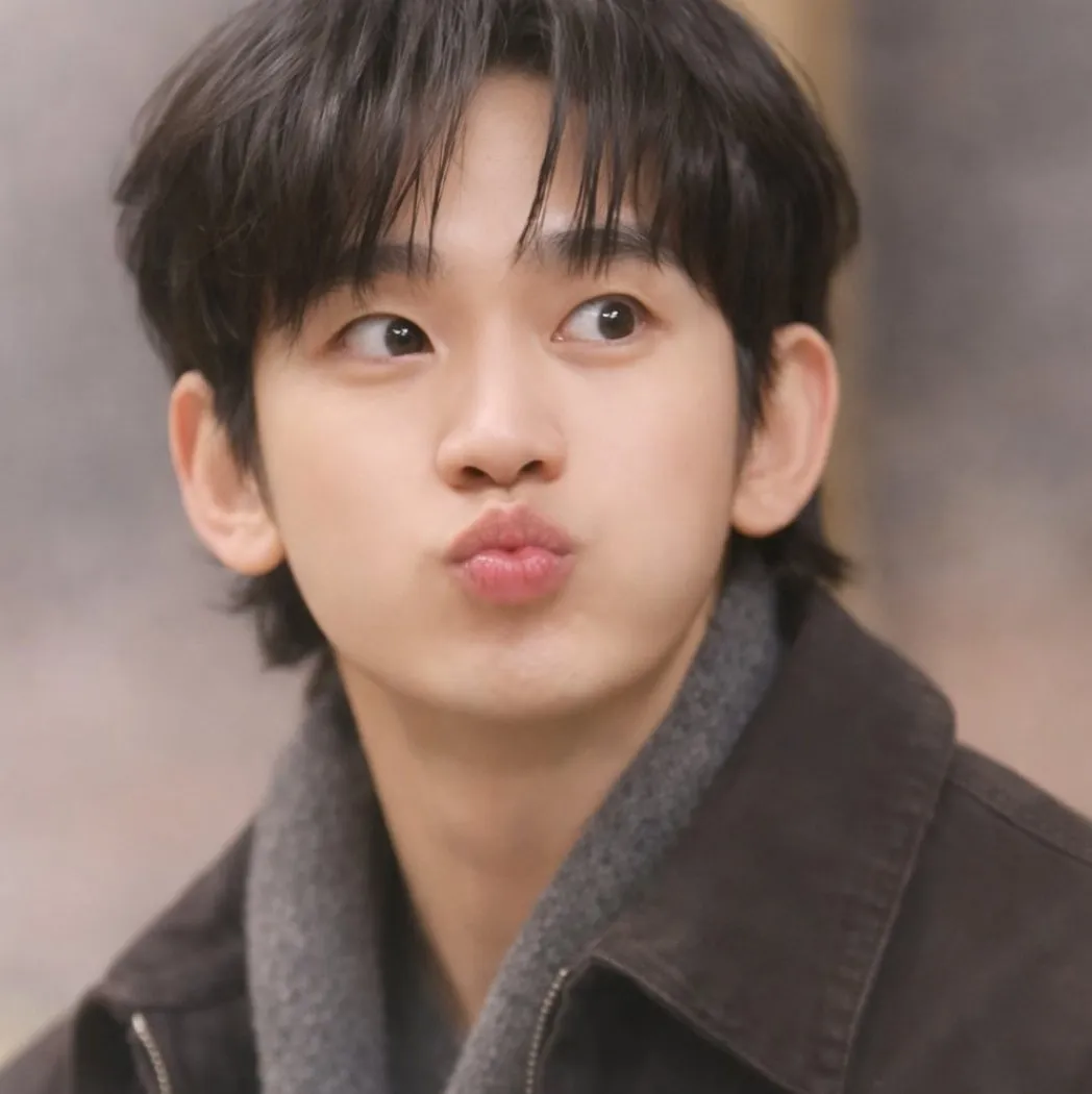 金秀賢的近期活動照