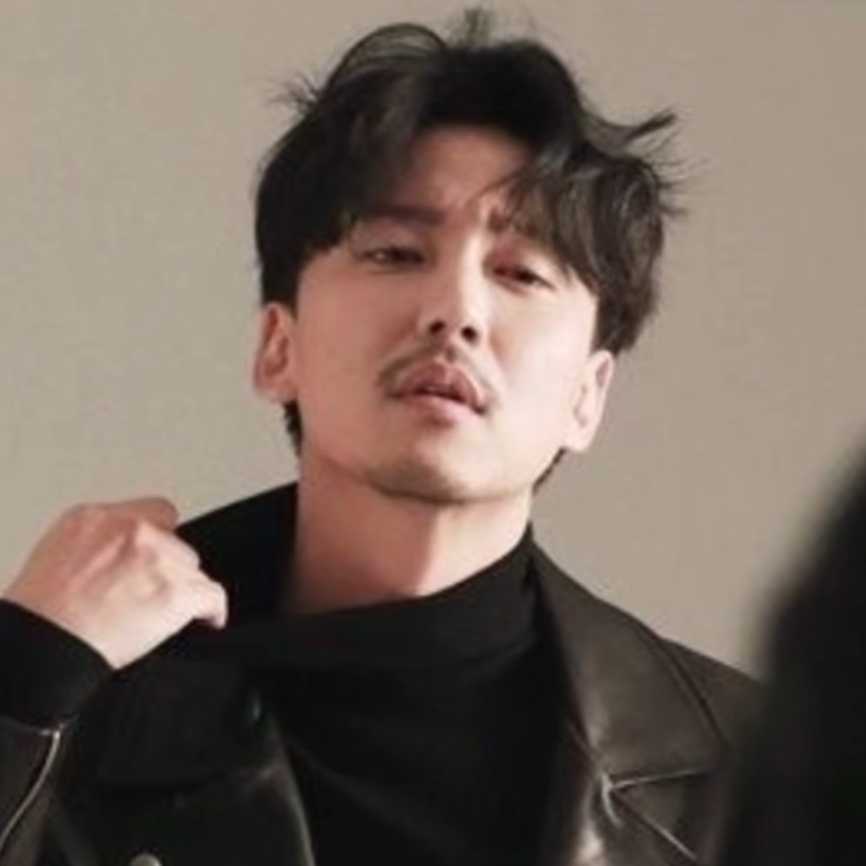 Behind-the-scenes cut of Kim Namgil