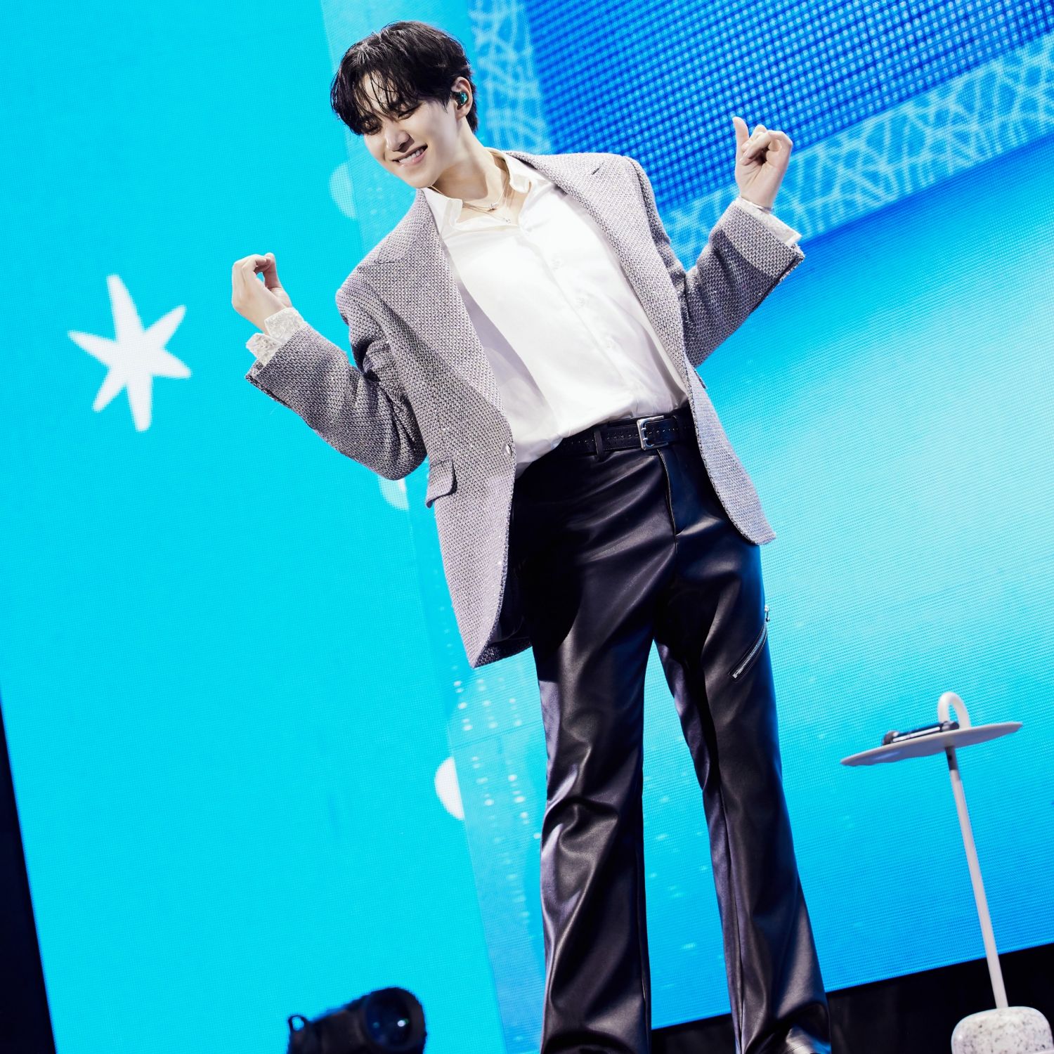 粉丝拍下的李俊昊瞬间