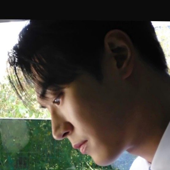 Behind-the-scenes cut of Park Seoham