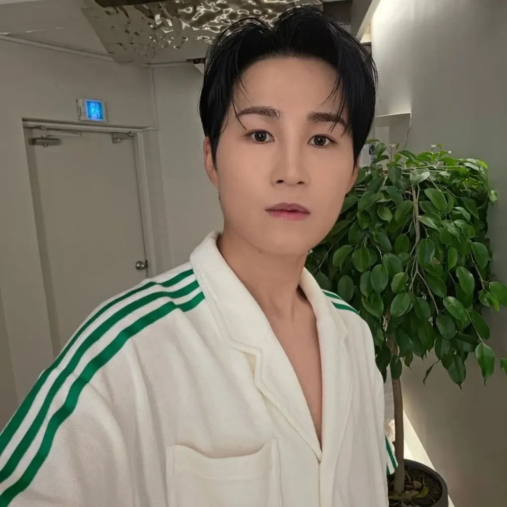 김희재의 비하인드 컷