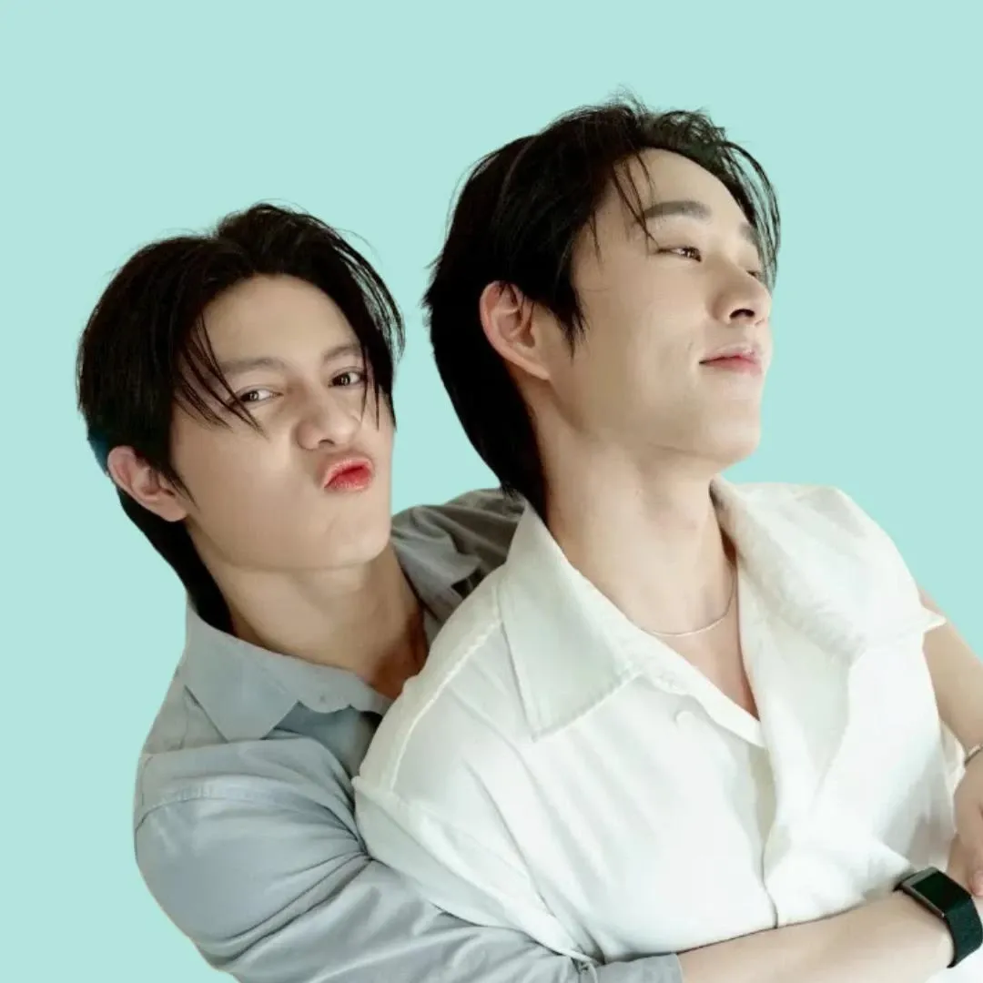 Latest photo of Est Supha Sangaworawong