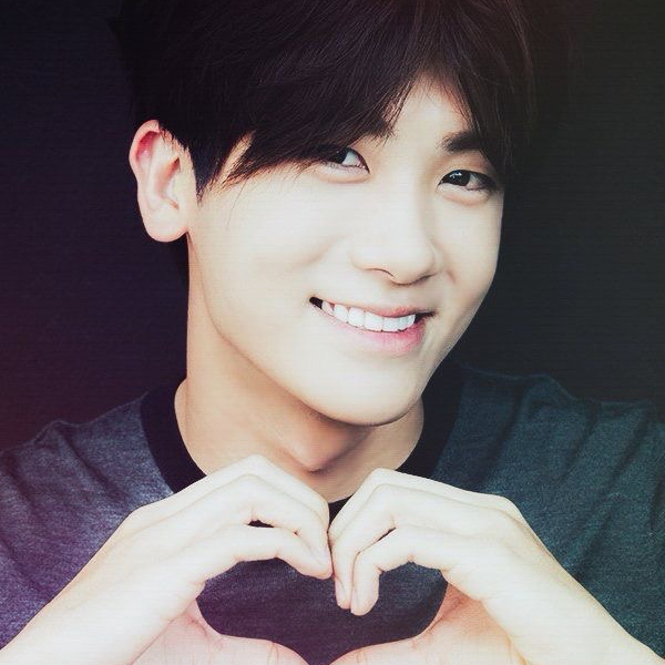 Latest photo of Park Hyungsik