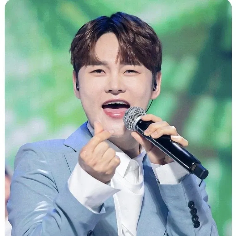 박서진의 비하인드 컷