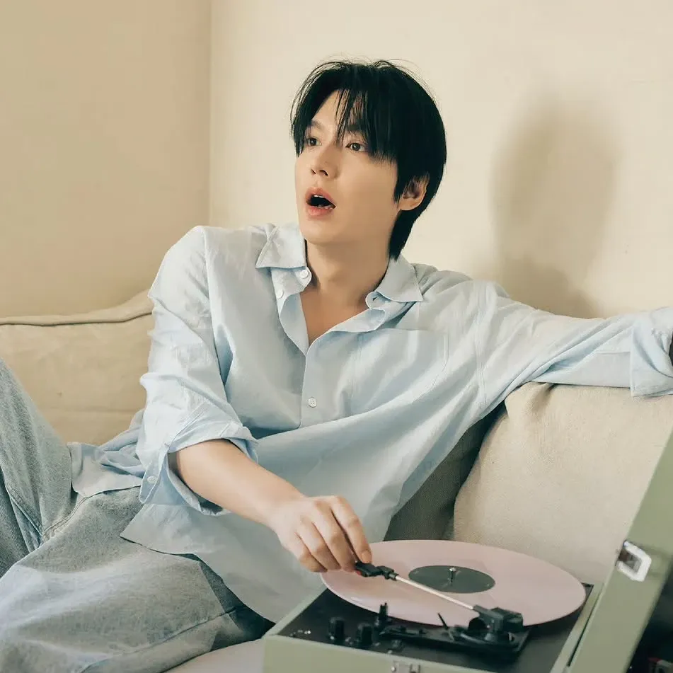 Behind-the-scenes cut of Lee Minho
