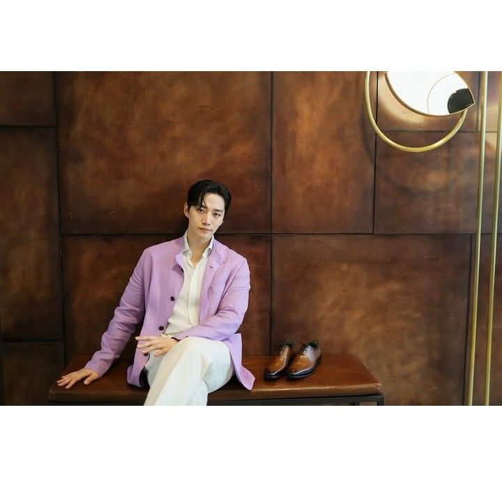 Recent activity shot of Lee Junho