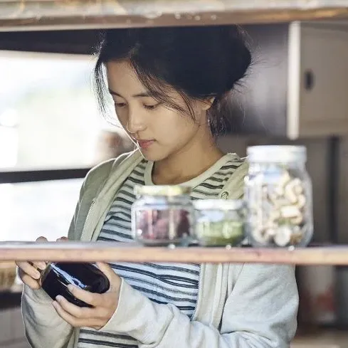 A moment captured by a fan of Kim Taeri