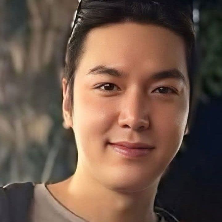 Recent activity shot of Lee Minho