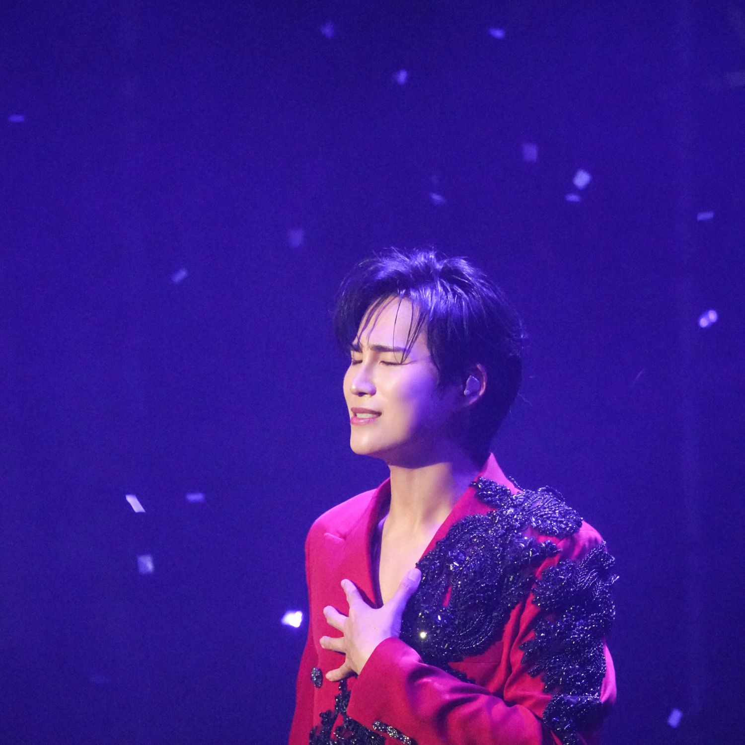 김희재의 비하인드 컷