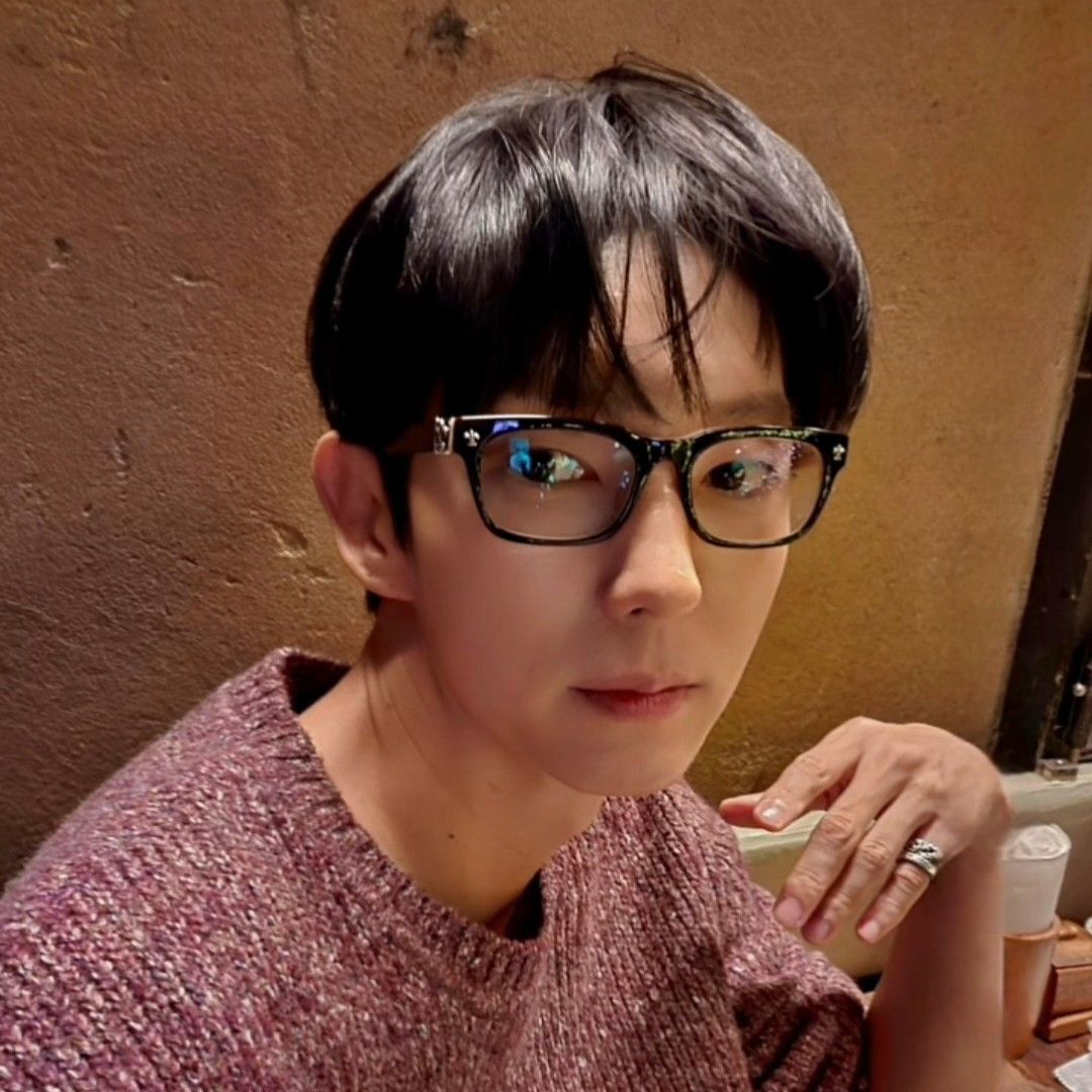 Latest photo of Lee Joongi