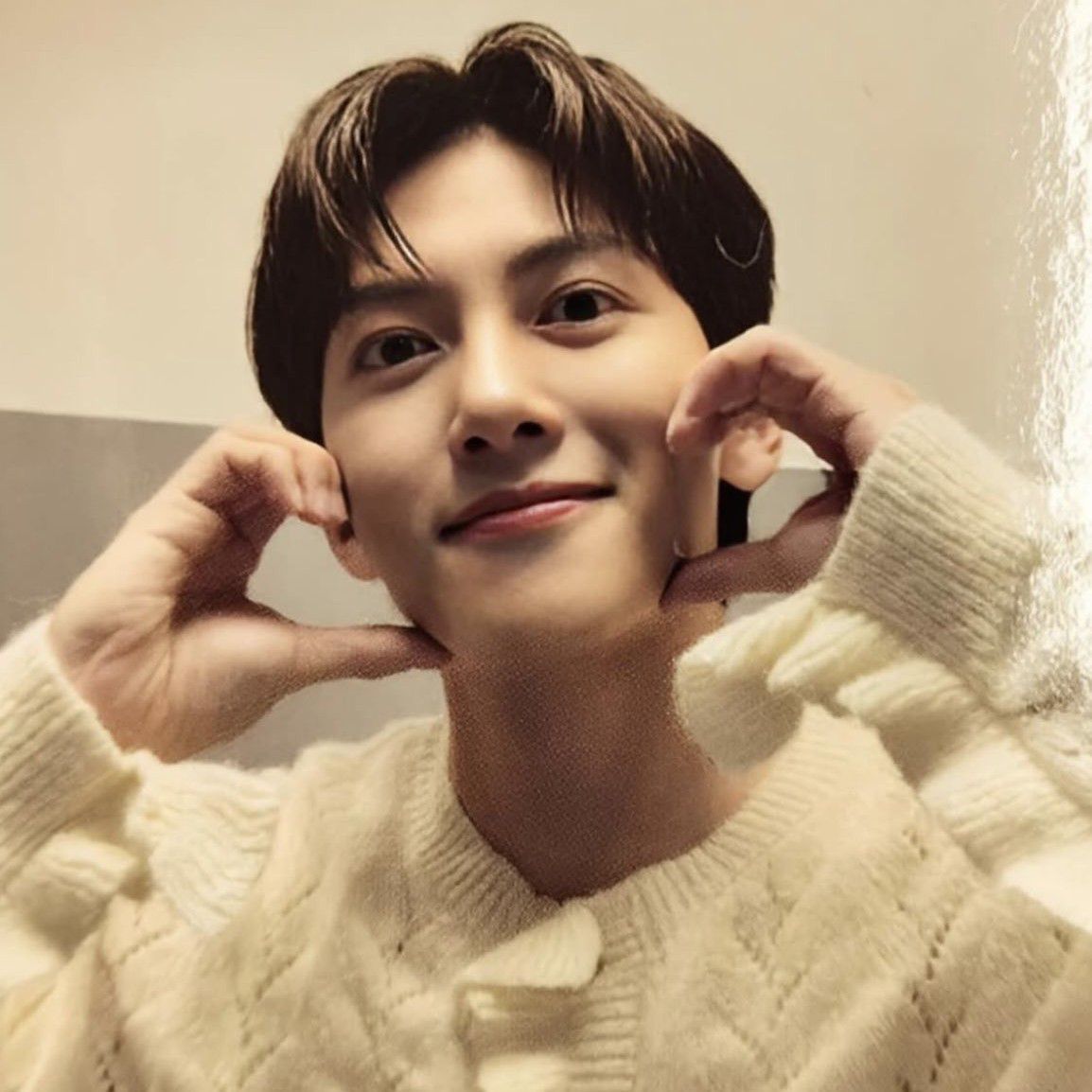 チ・チャンウクの最近の活動ショット