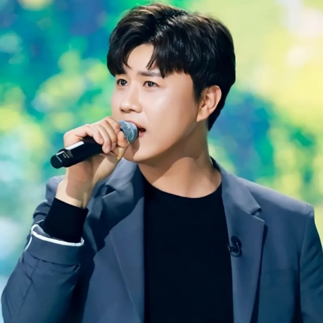 Recent activity shot of Jin Haesung