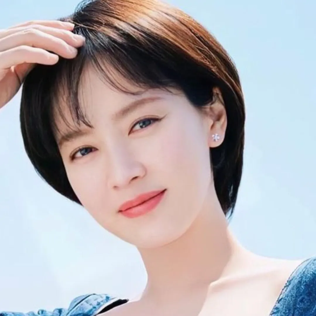 Momen yang diabadikan oleh penggemar Song Jihyo