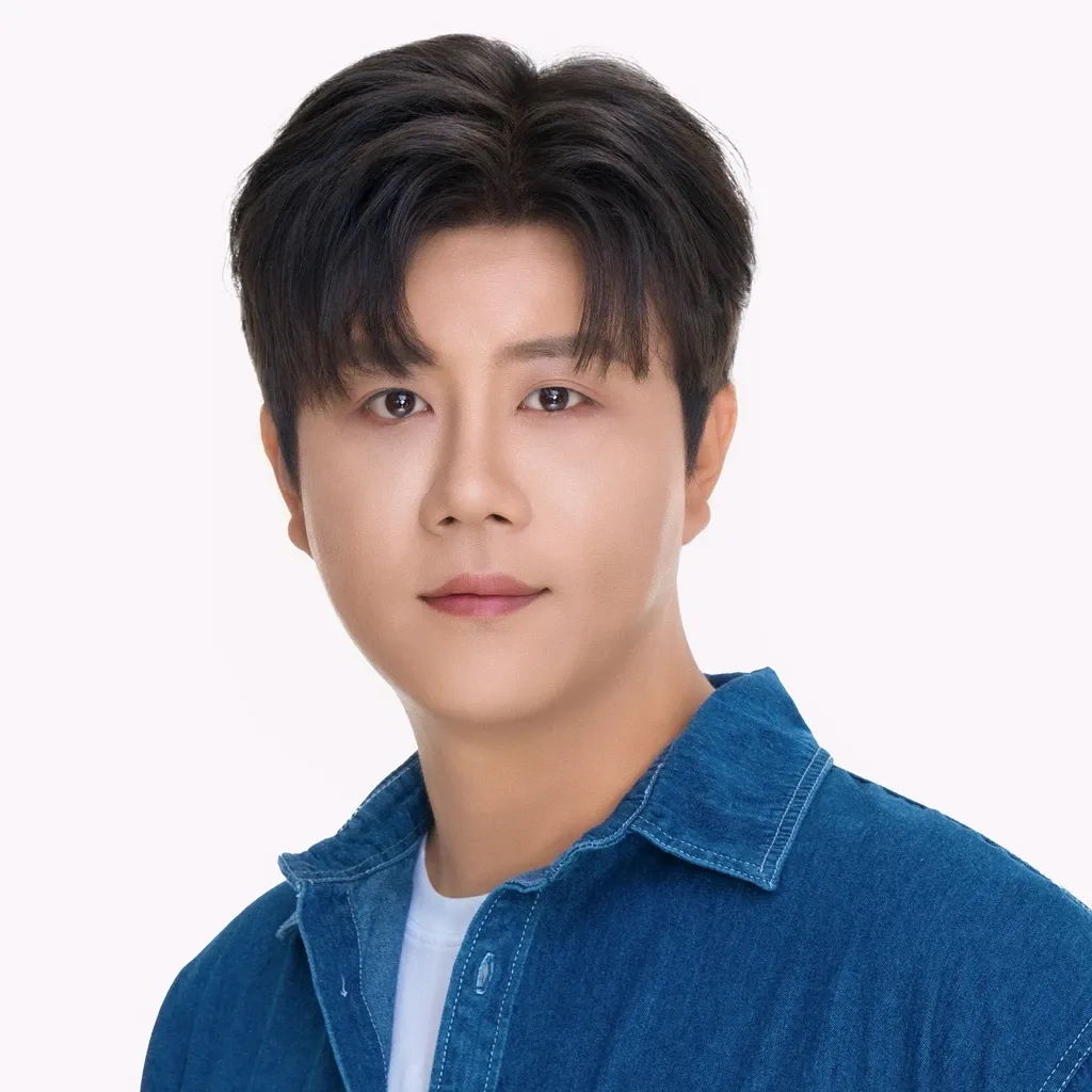 Behind-the-scenes cut of Jin Haesung