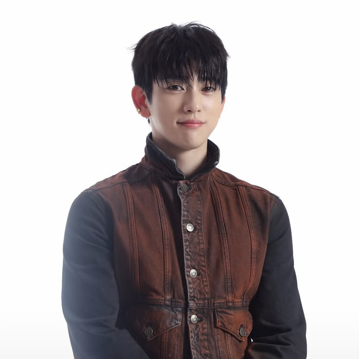 Foto kegiatan terbaru dari Park Jinyoung