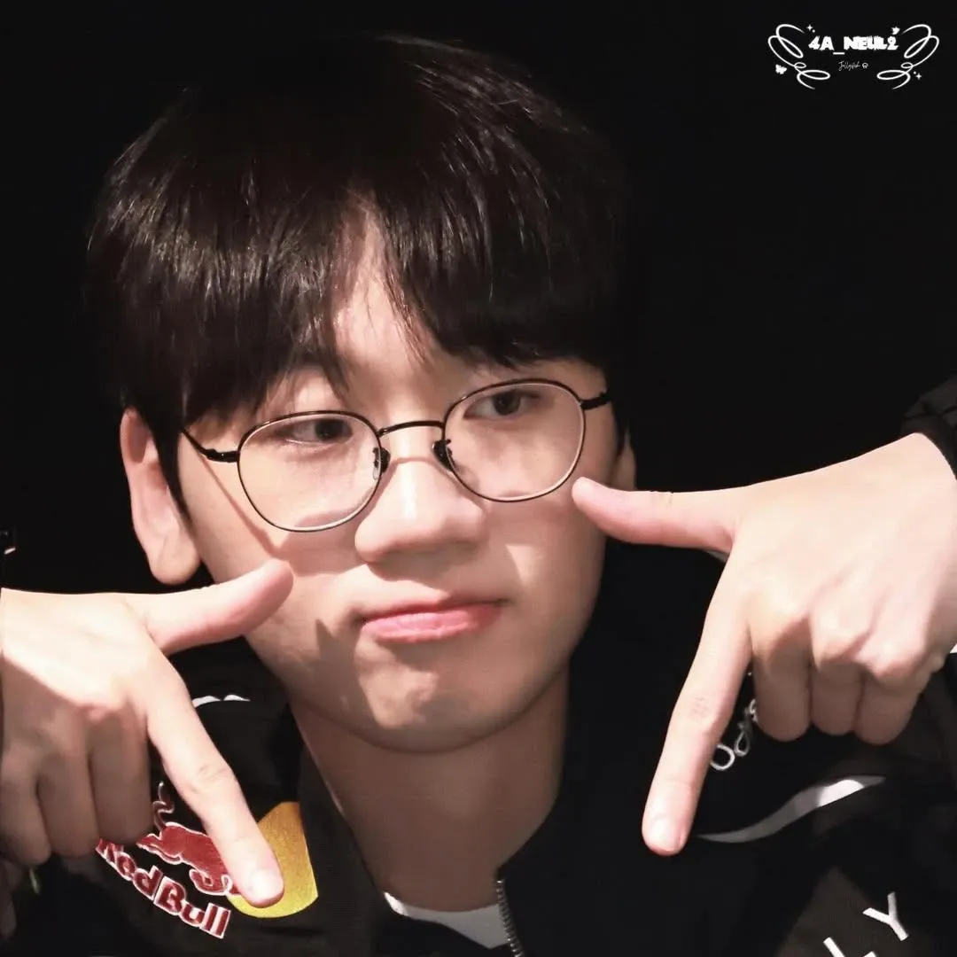 A moment captured by a fan of Doran