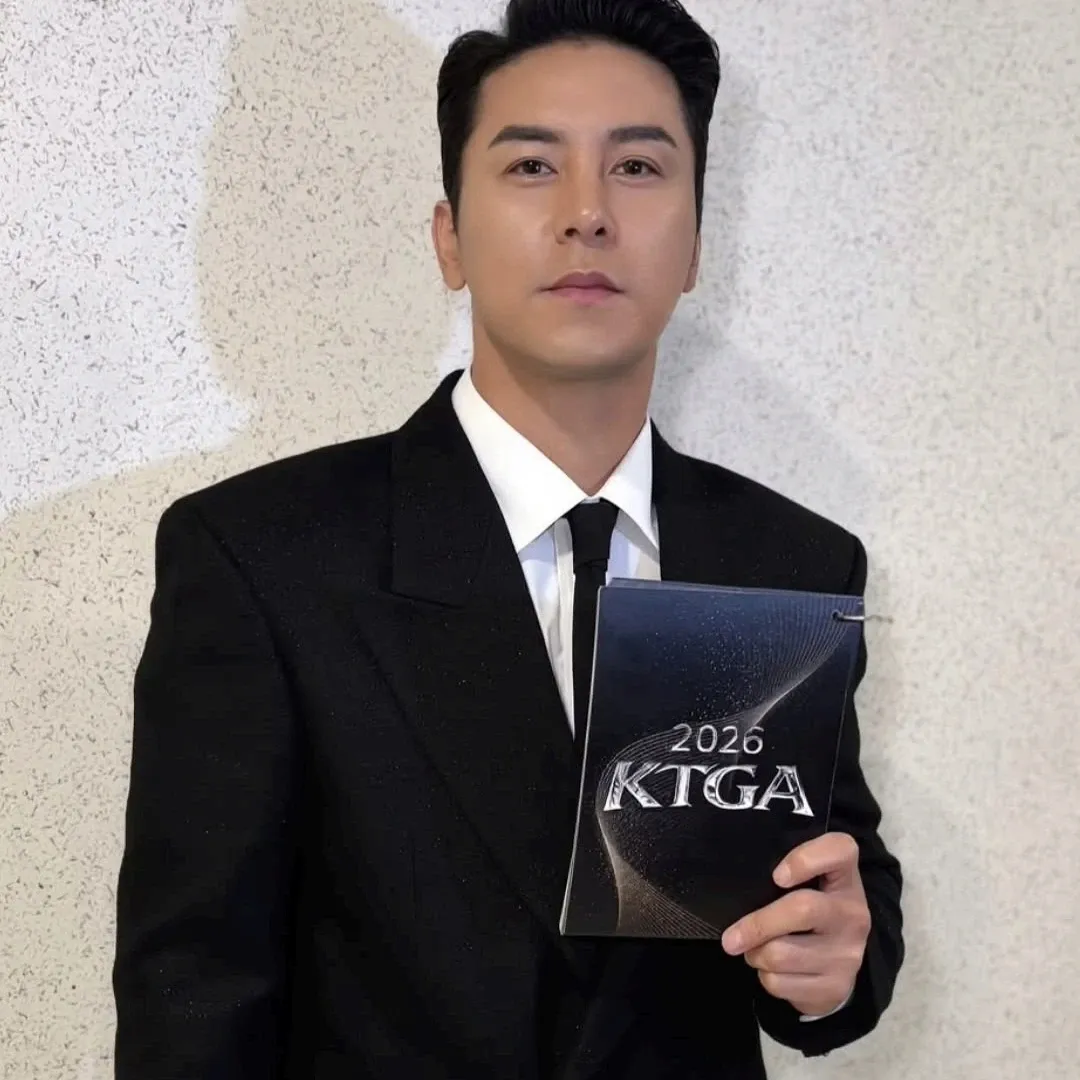 Foto kegiatan terbaru dari Jang Minho