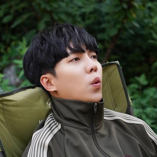 Recent activity shot of Lee Seunggi