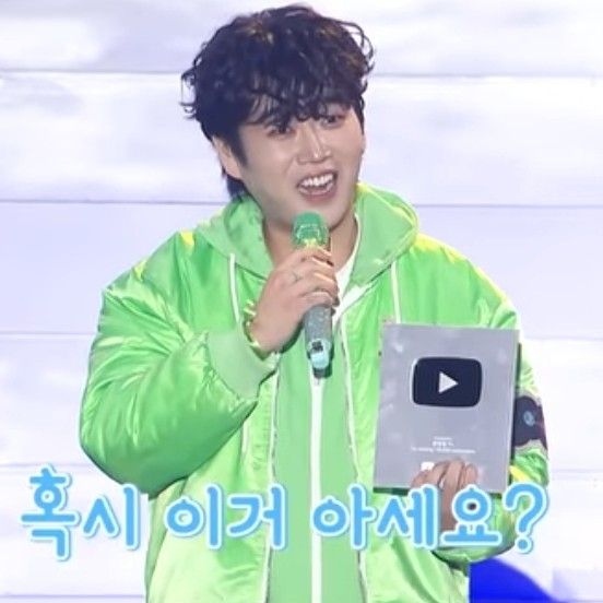 粉絲拍下的黃英雄瞬間