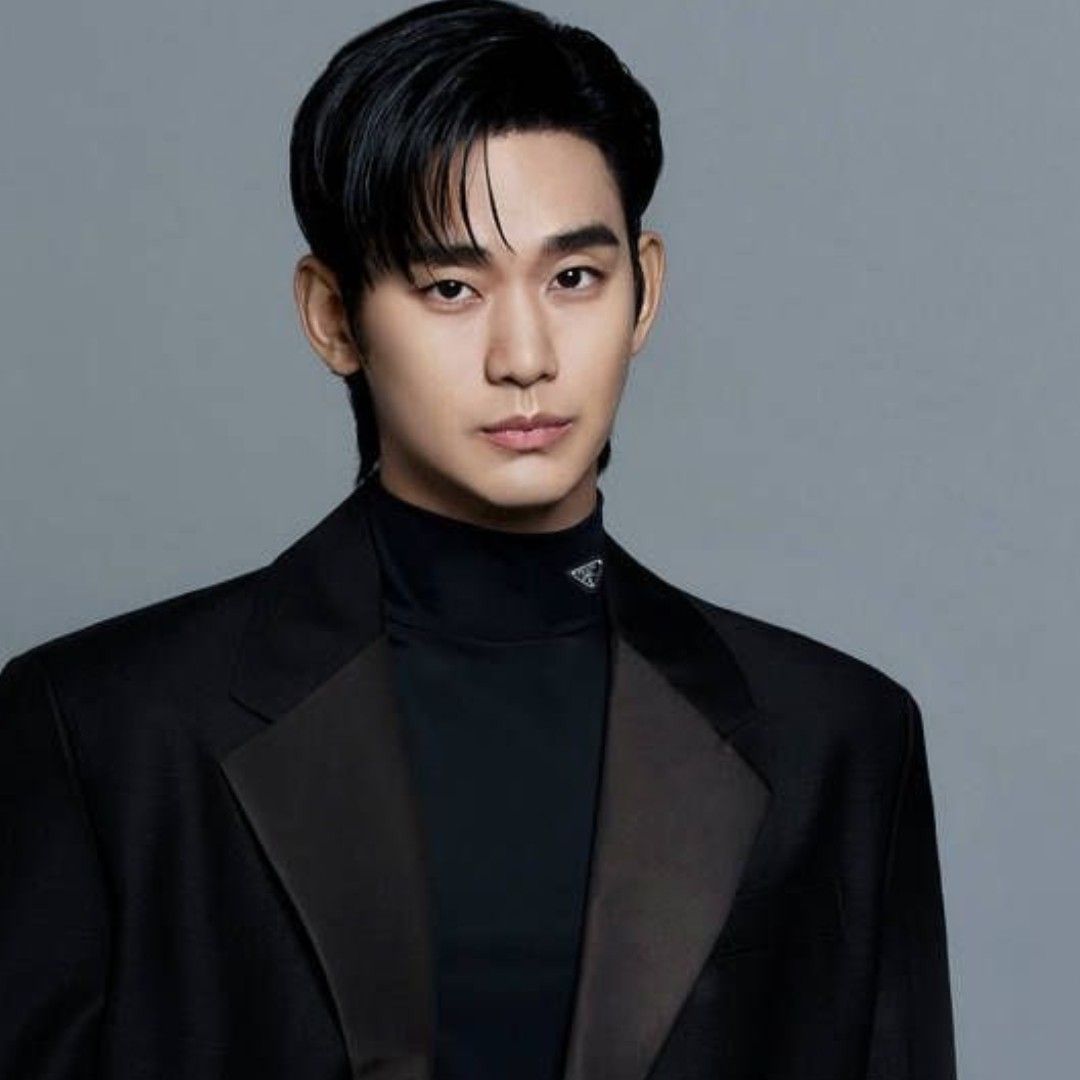 粉絲拍下的金秀賢瞬間