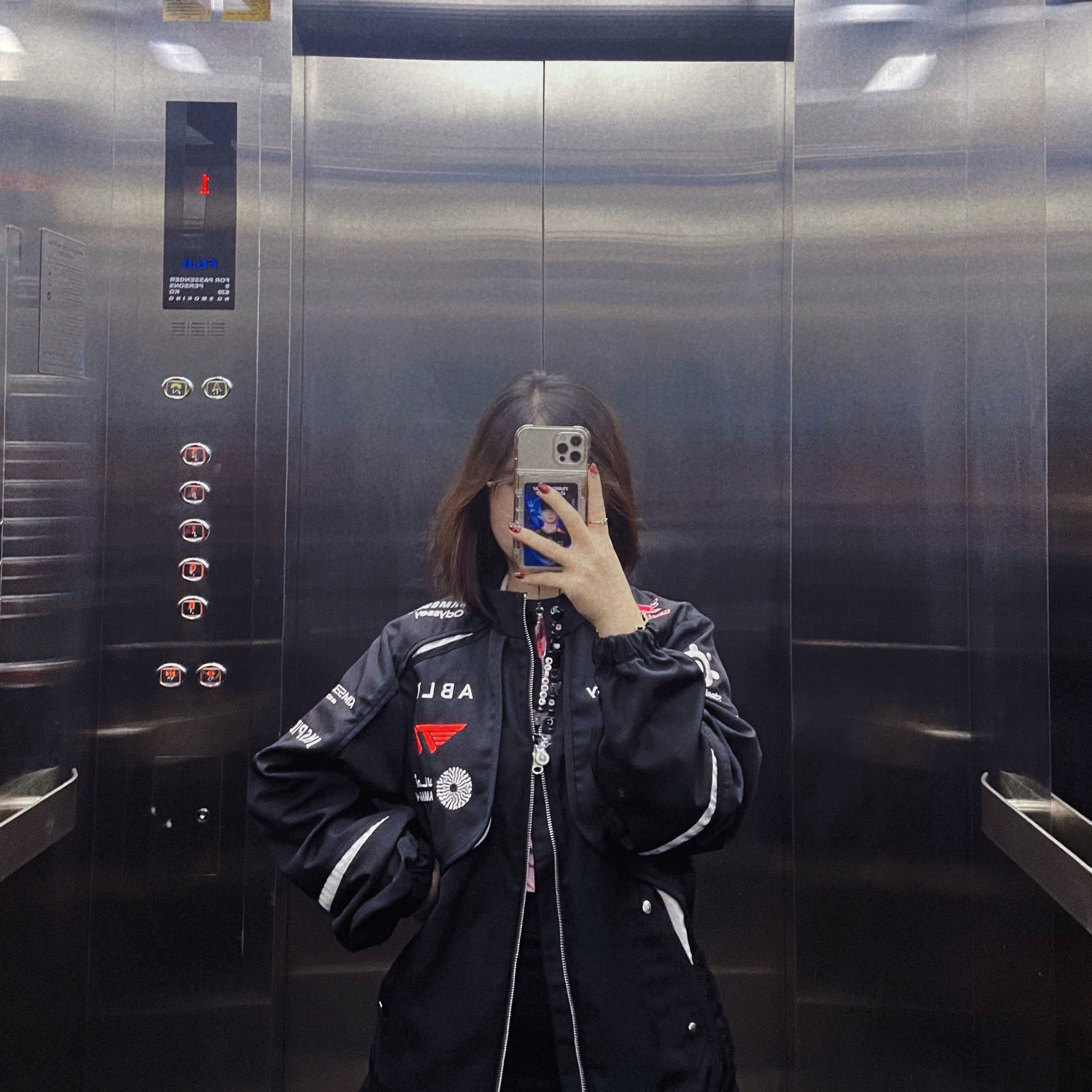 A moment captured by a fan of Faker