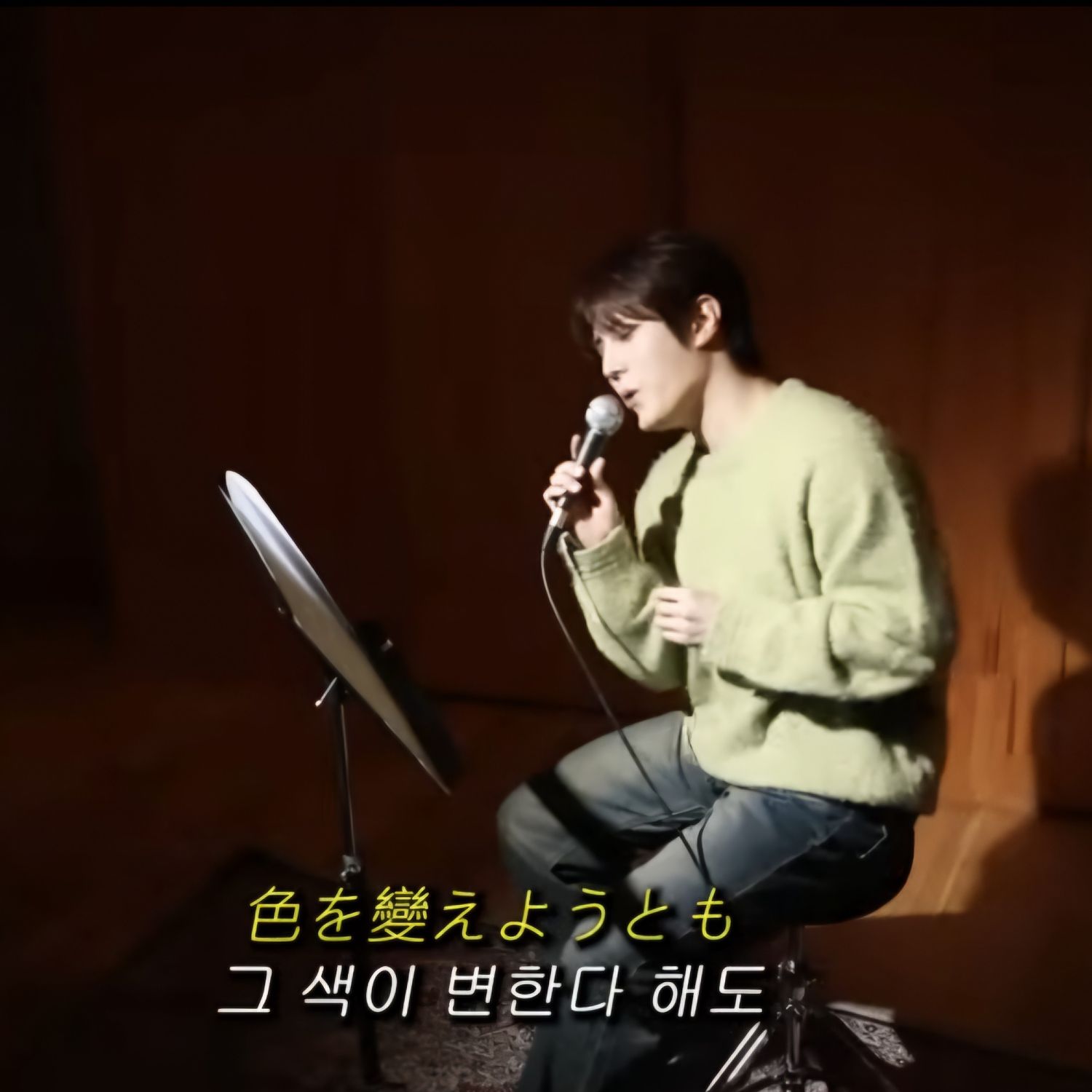 Behind-the-scenes cut of Kim Jungyeon