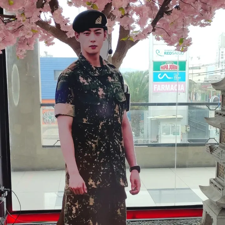 粉丝拍下的车银优瞬间