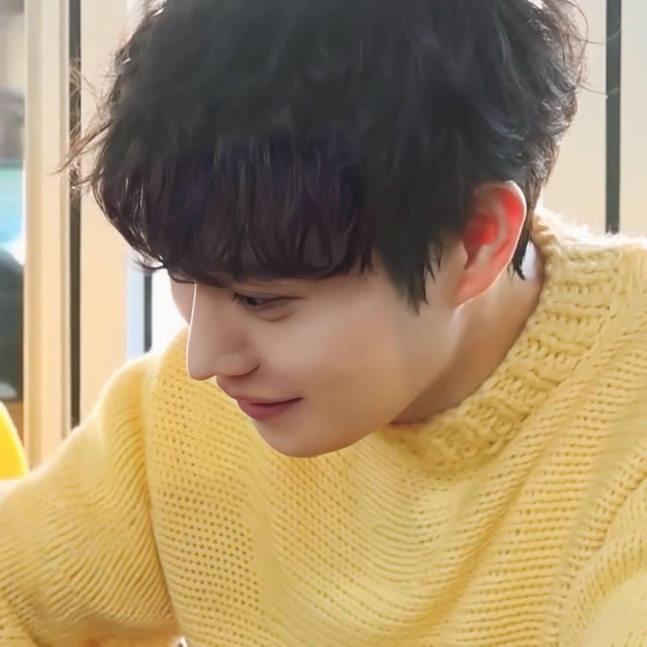 Behind-the-scenes cut of Kim Youngdae