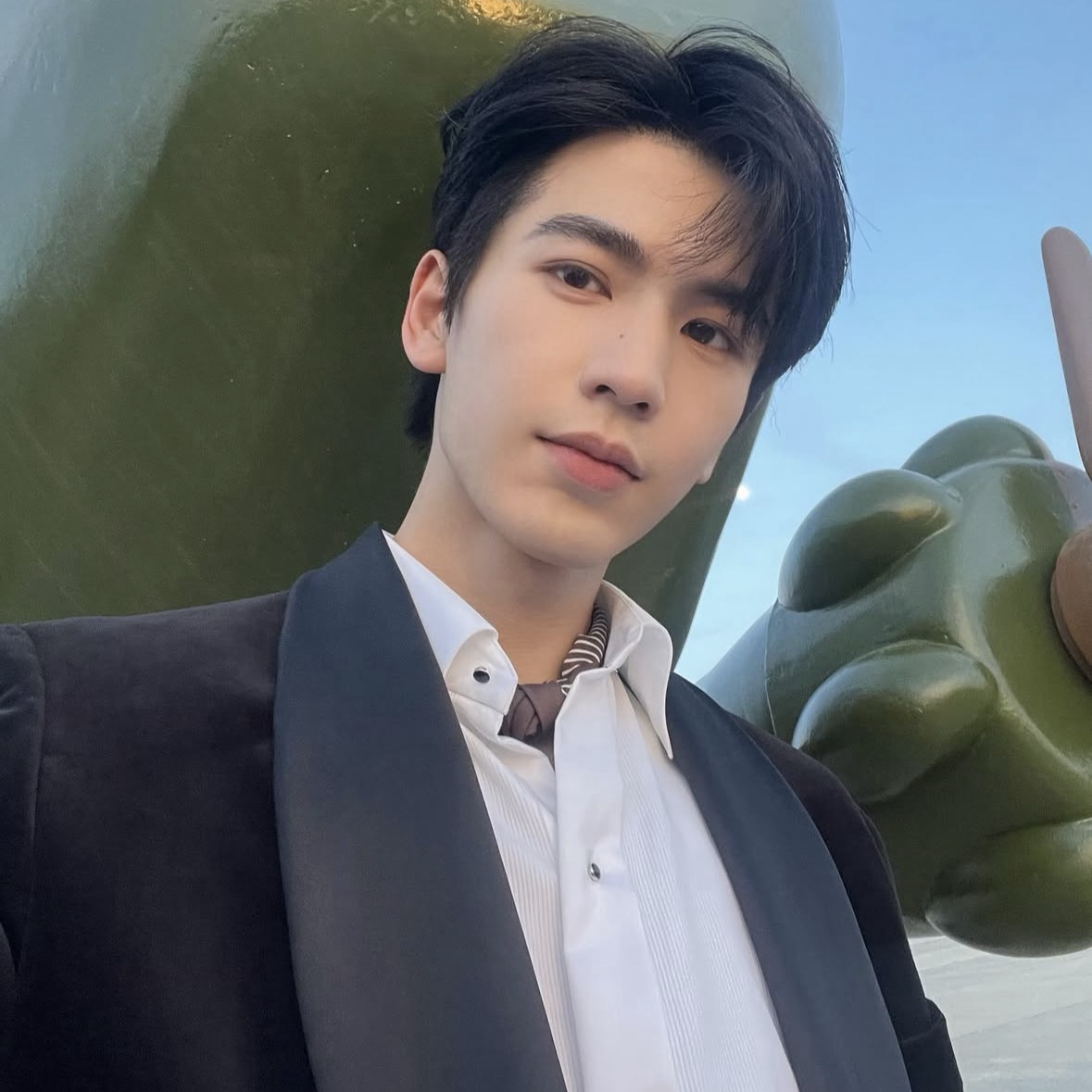 Latest photo of Zhang Linghe
