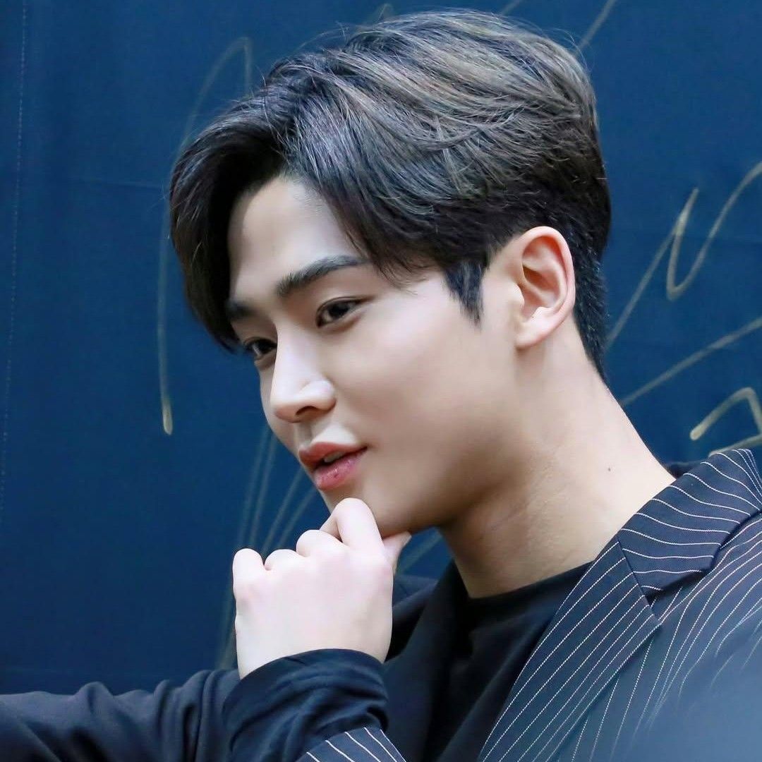 로운 최근 활동샷