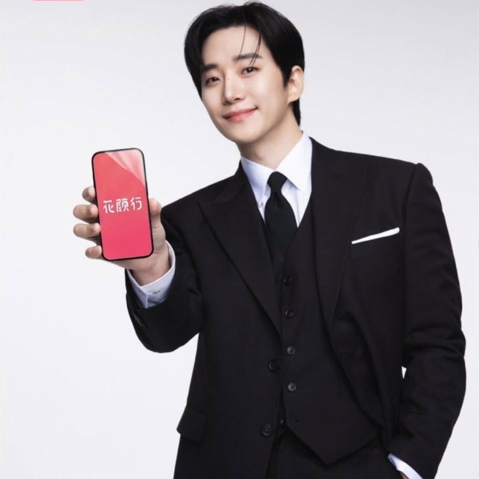 粉絲拍下的李俊昊瞬間