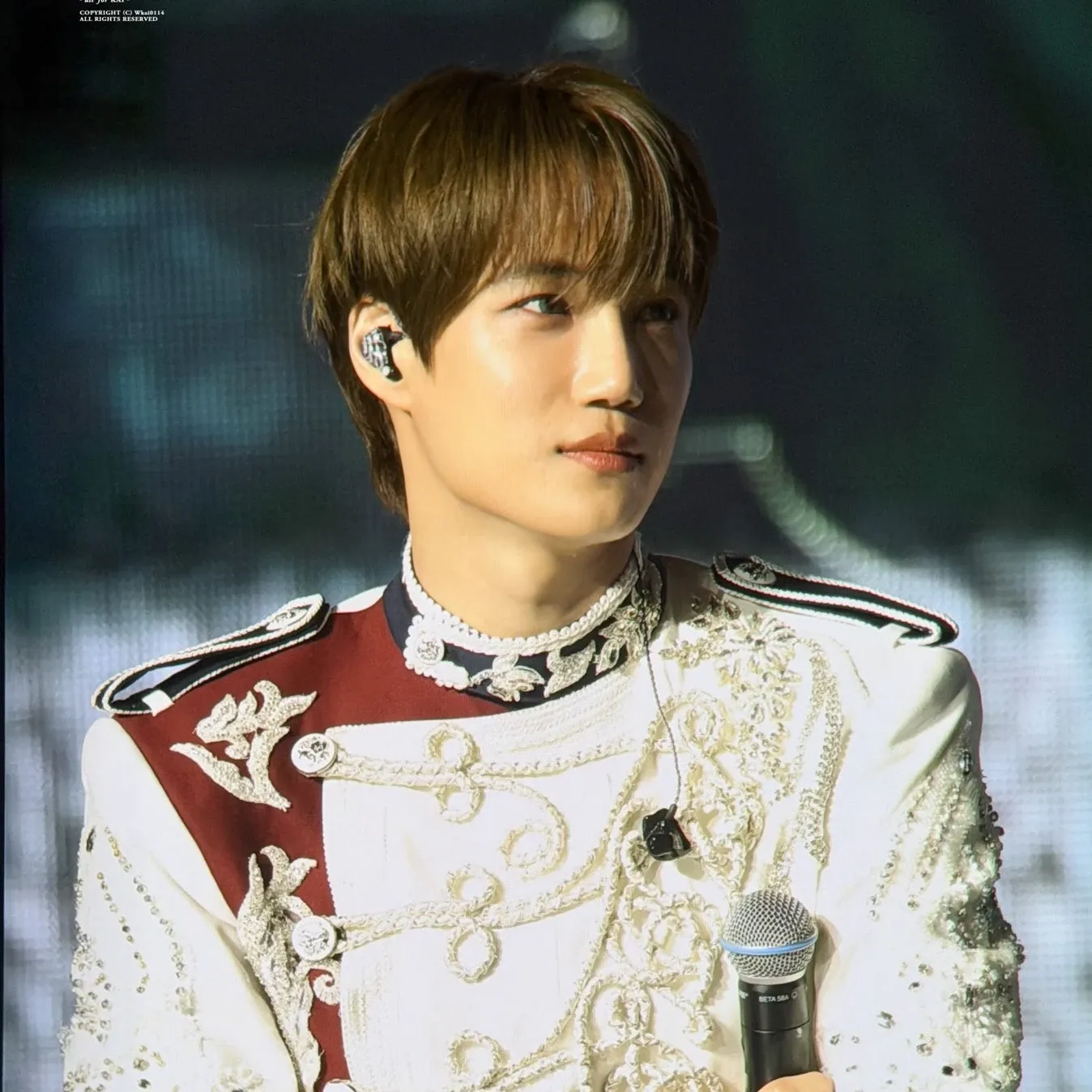 A moment captured by a fan of KAI