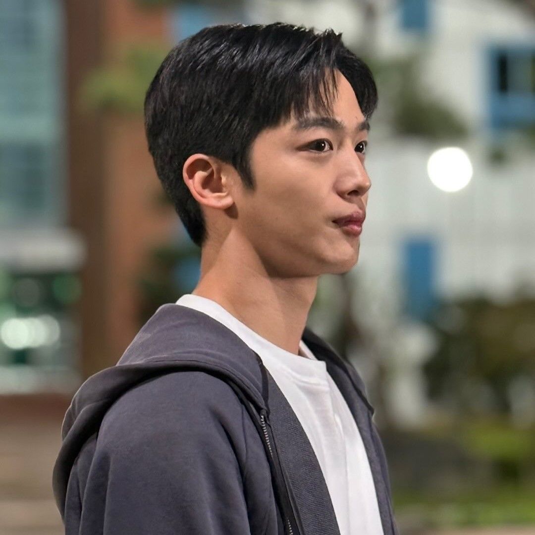 A moment captured by a fan of Kim Yohan