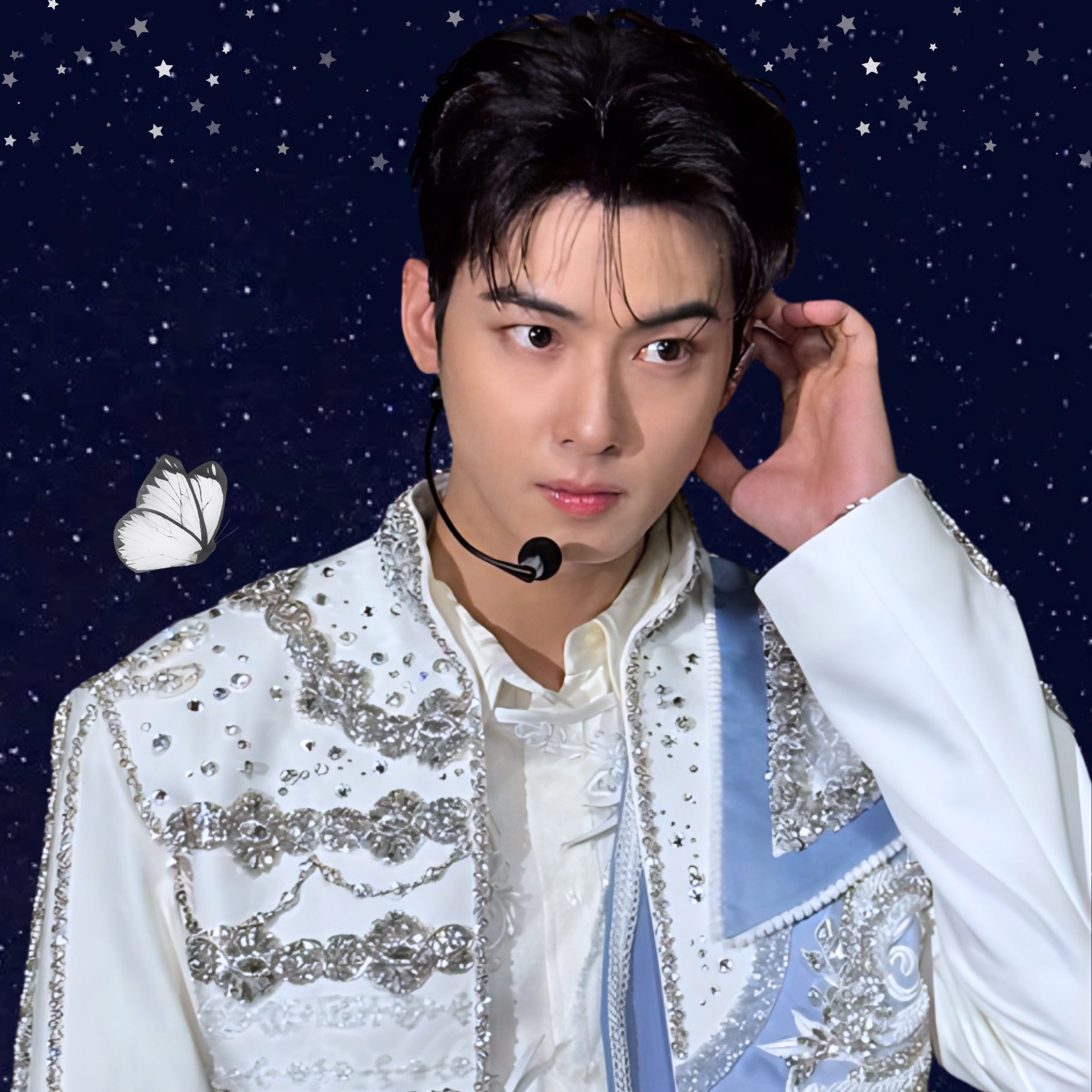 Latest photo of Cha Eunwoo