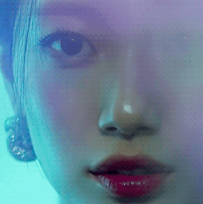 Behind-the-scenes cut of Bae Suzy