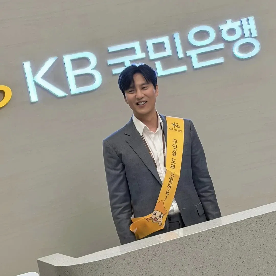 Behind-the-scenes cut of Kim Namgil