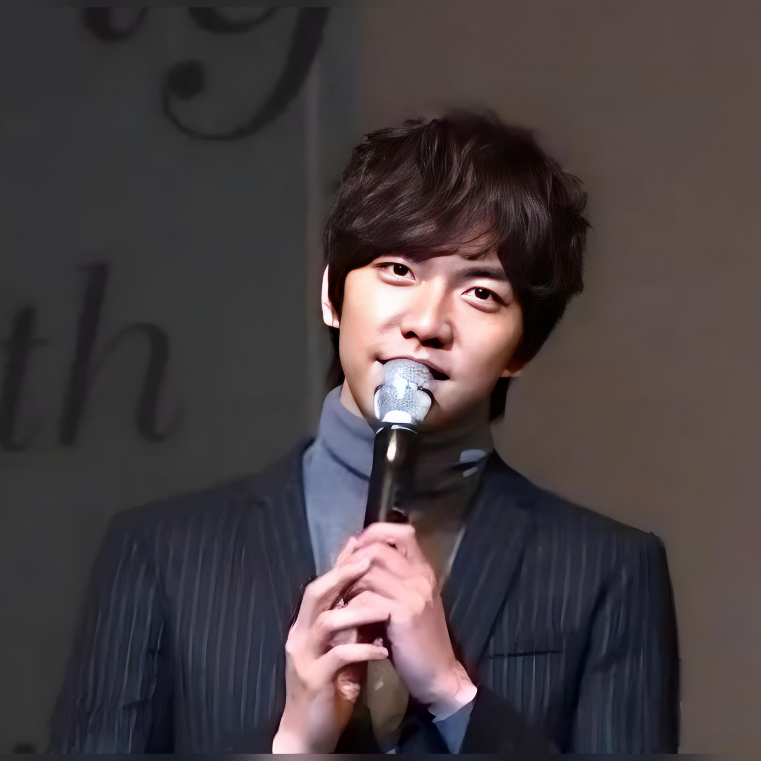 Foto terbaru dari Lee Seunggi