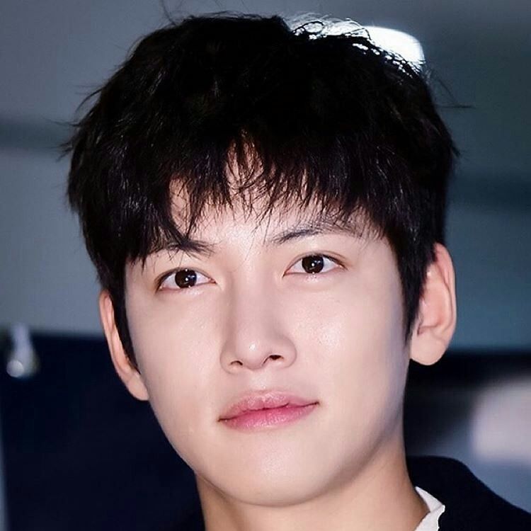 Behind-the-scenes cut of Ji Changwook
