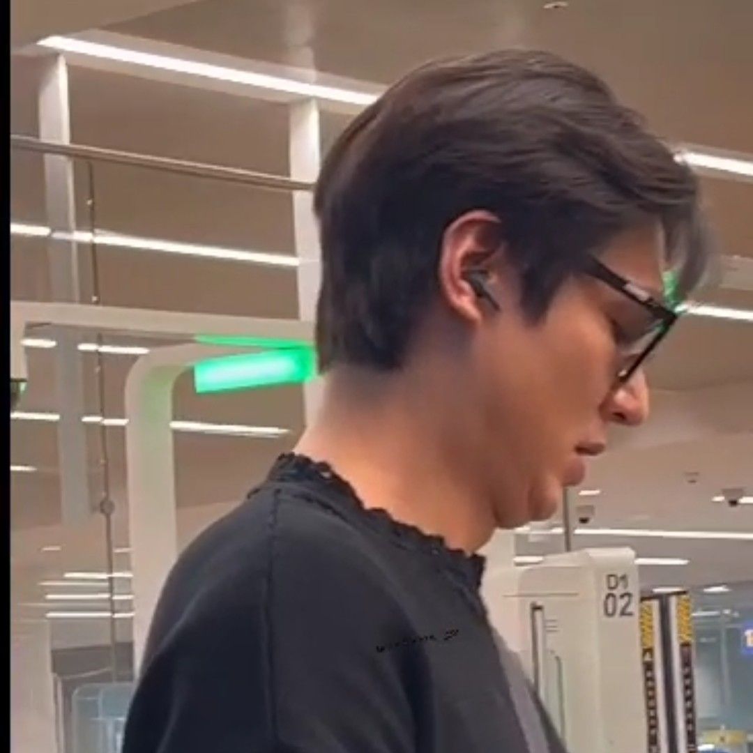 粉丝拍下的李敏镐瞬间