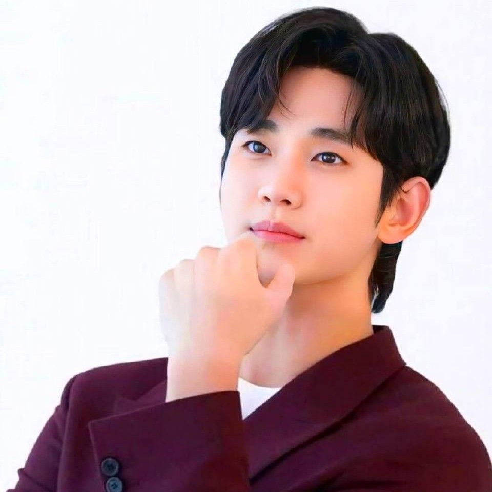 キム・スヒョンの最新写真