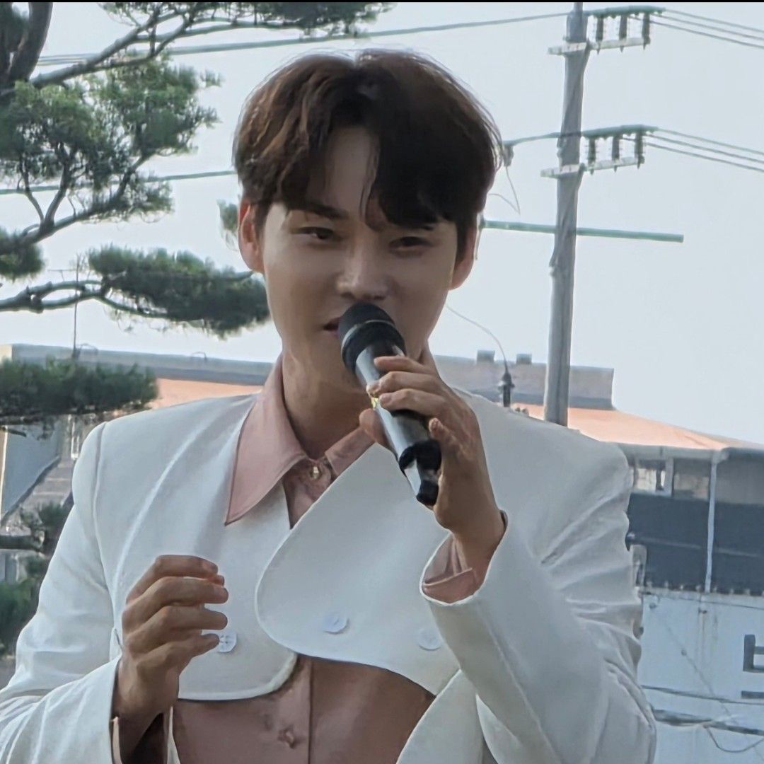 박서진 최근 활동샷