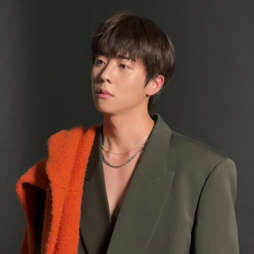 Behind-the-scenes cut of Chae Jonghyeop